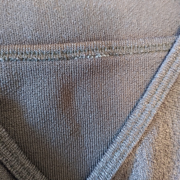 Whisper Y2k slate grey stretchy button down cardigan & cropped tank set. Size L - Picture 14 of 14